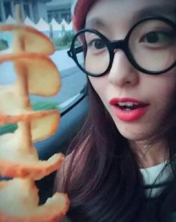 娱乐吃瓜酱女孩一定听的